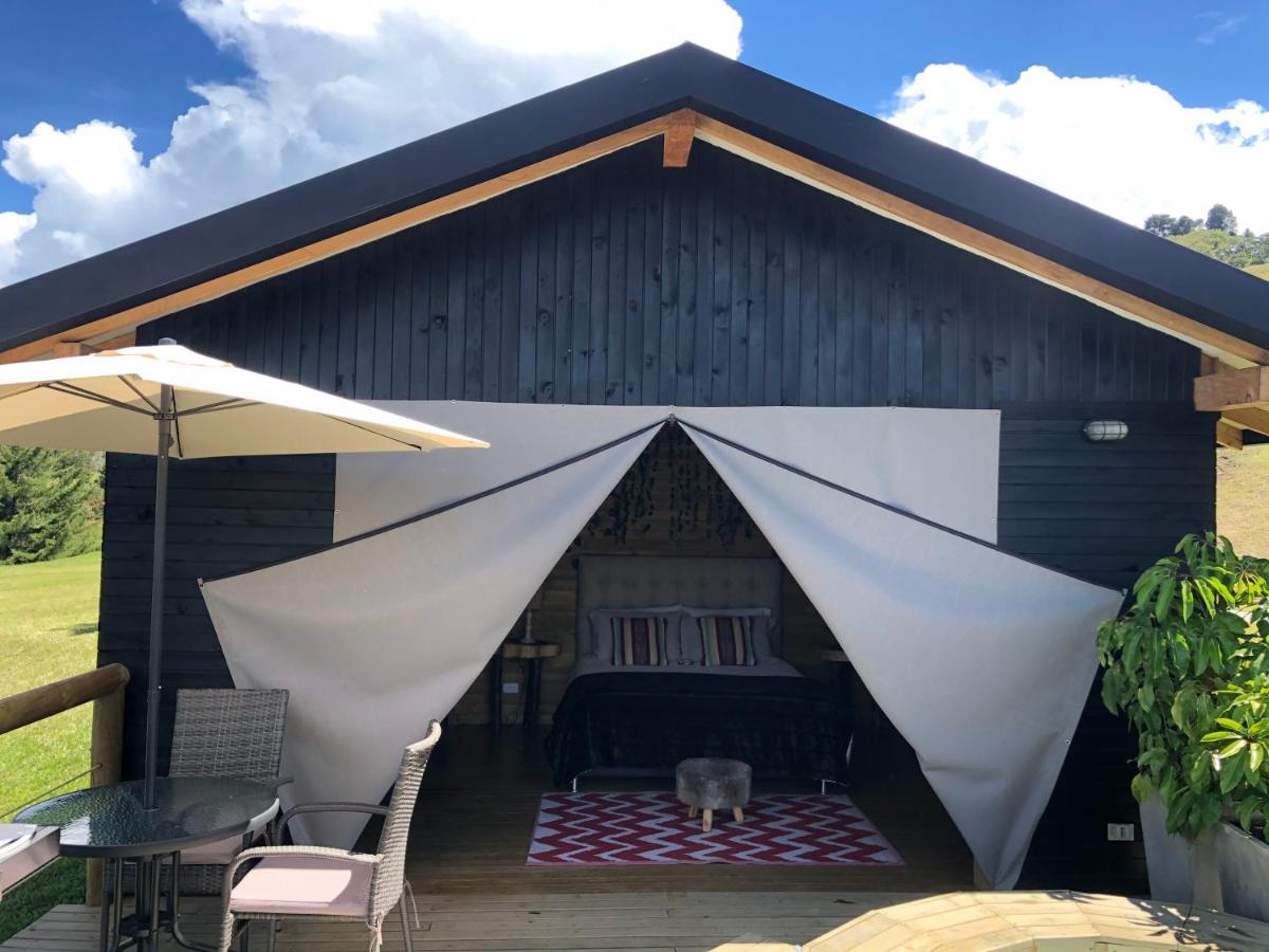 Bleu Hills Glamping Llanogrande Hotel Rionegro Kültér fotó