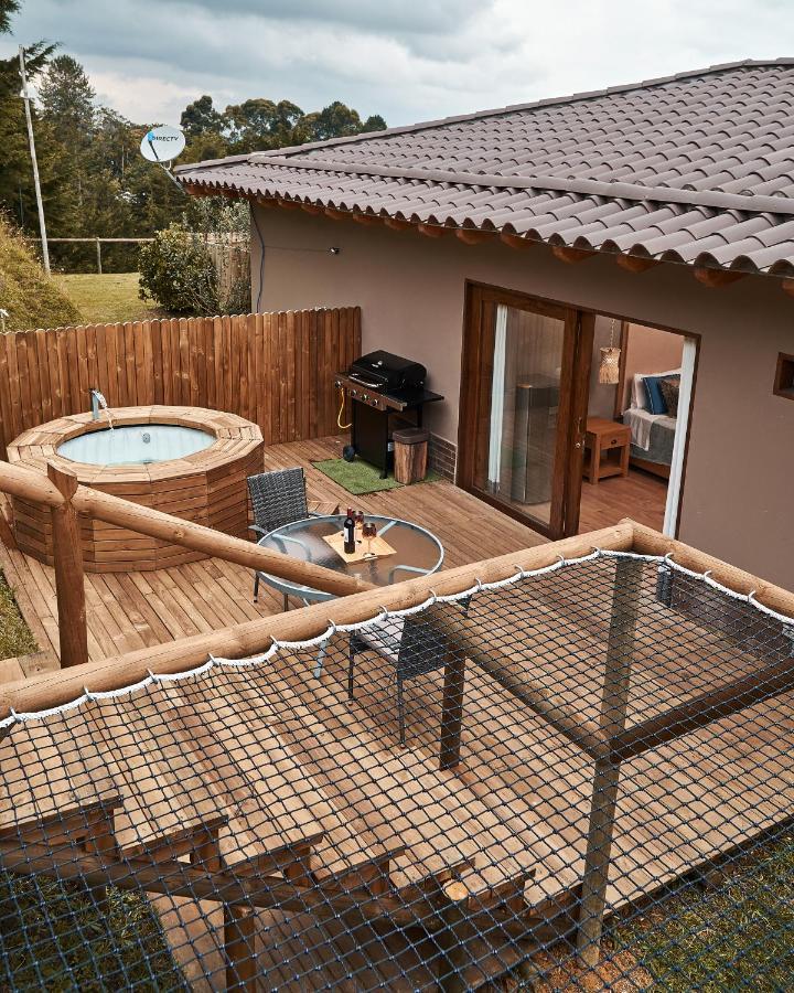 Bleu Hills Glamping Llanogrande Hotel Rionegro Kültér fotó